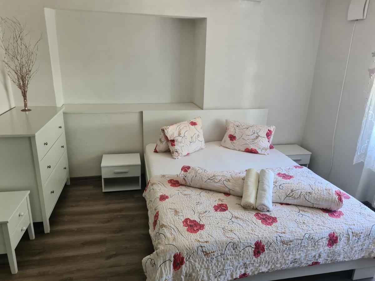 Apartmany St. Maria Staré Hory Eksteriør billede